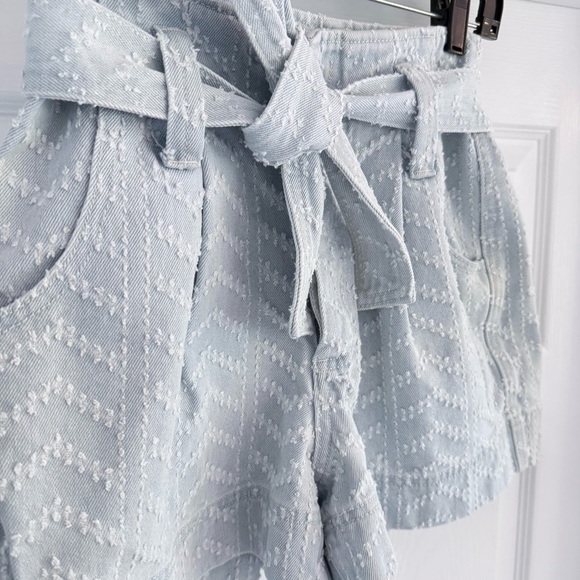 HAPPY NATURE Kate Hudson Light Denim Chevron High  Waist Shorts 4 - Picture 5 of 11